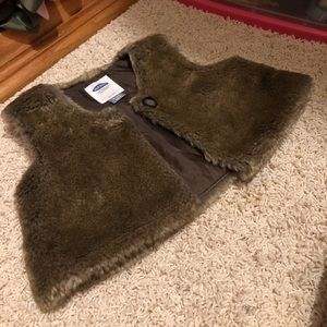 Fur vest